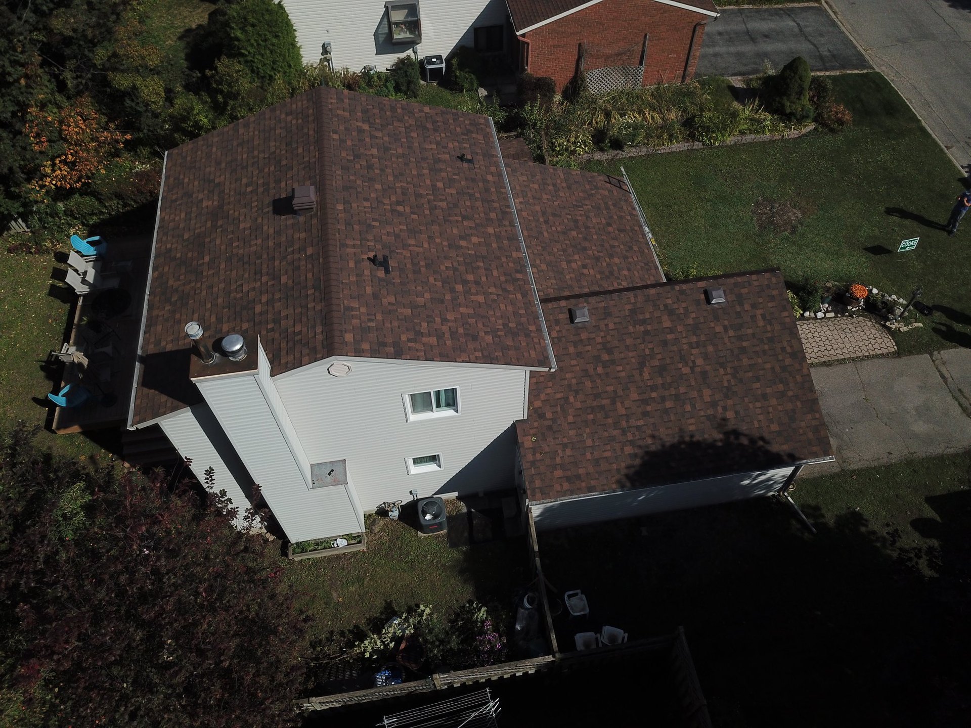 Completed asphalt shingle roof by Rob's Quality Roofing near Winchester, Ontario